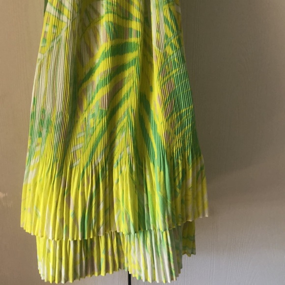 Woman’s lane Bryant green sleeveless spring plus size pleated chiffon neon dress - Picture 12 of 16